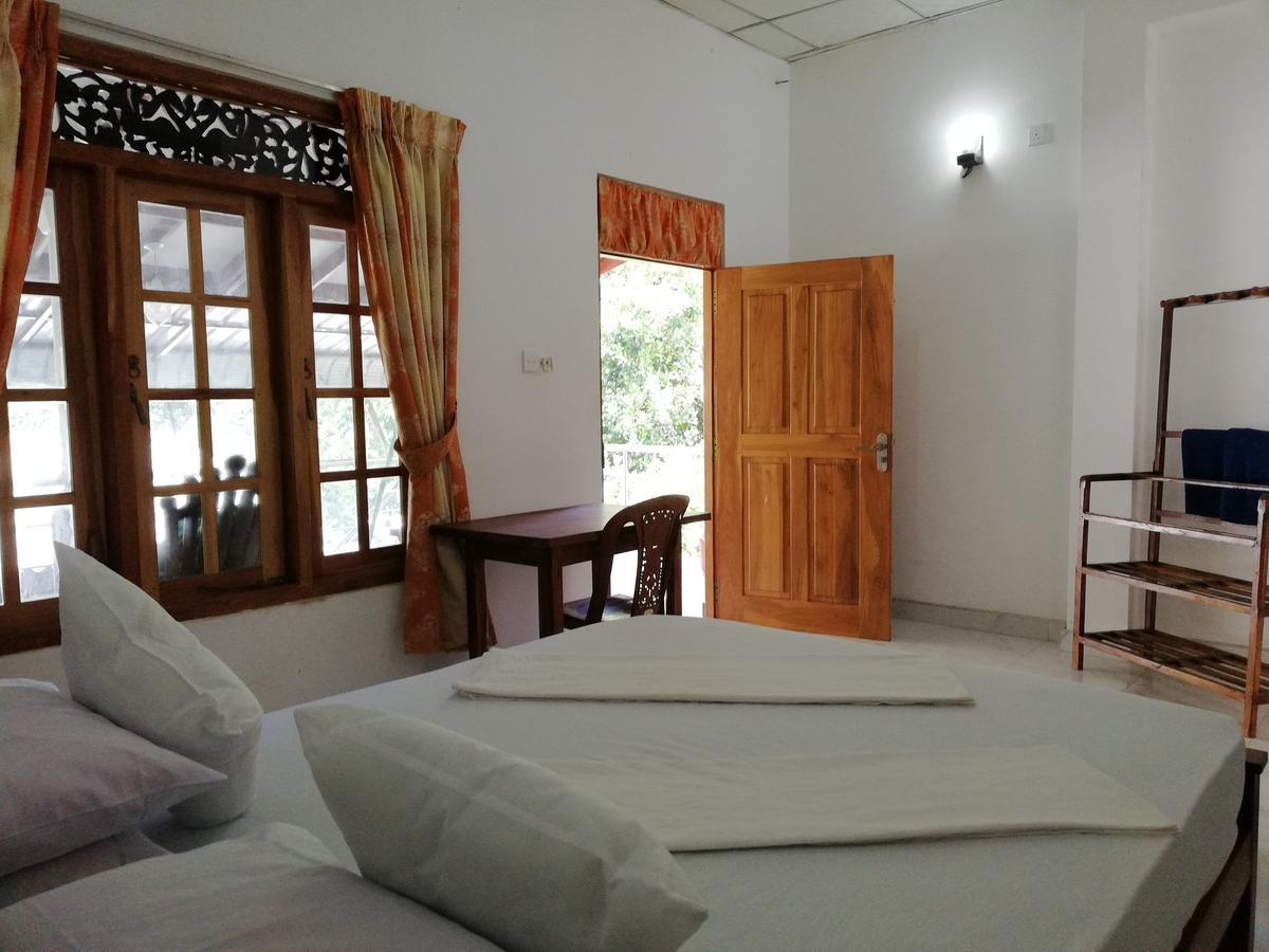 Lak View Family Resort Dambulla Esterno foto